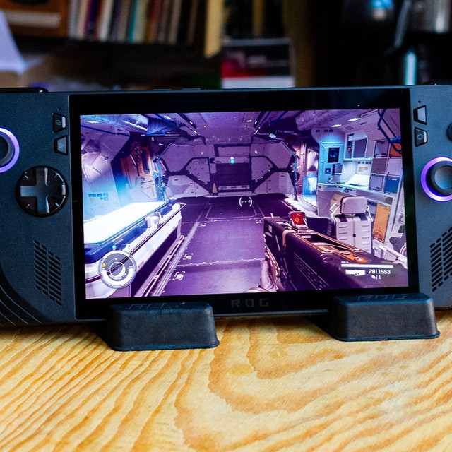 ASUS ROG Ally X, Masih Jadi Rekomendasi Game Console Genggam Terbaik 2026?