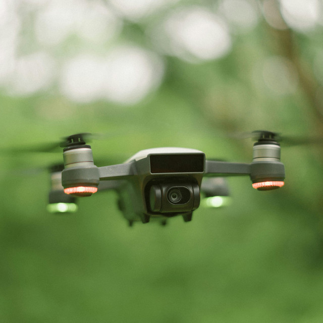 Panduan Memilih Keamanan Drone untuk Operasi Udara yang Handal