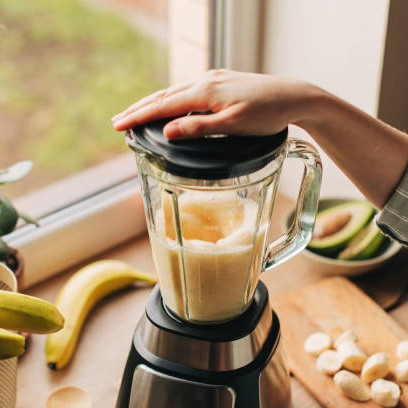 Tips Membersihkan Blender agar Tetap Higienis dan Tidak Bau