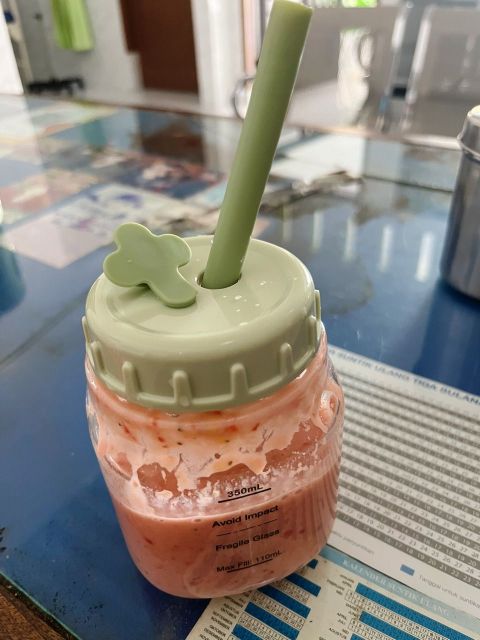 SAMONO Portable Juicer 6 Mata Pisau Stainless Steel Food Grade Blender Jus Buah Mini 350ml Wadah Kaca Tebal Baterai 1500mAh 40W High Power Fast Juicing 15 Detik Botol Minum Portable Sedotan Silikon Garansi Resmi Y5 Plus Image13