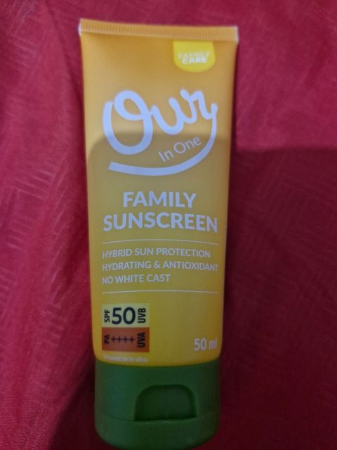 Our In One Family Sunscreen SPF50 PA++++ Barrier Expert Lembab - Glowing-Sensitif & Bayi Anak Dewasa Image4