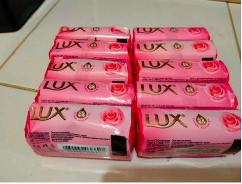 10 SABUN LUX - PAKET HEMAT SABUN BATANG LUX 75 GRAM ISI 10 PCS Image4