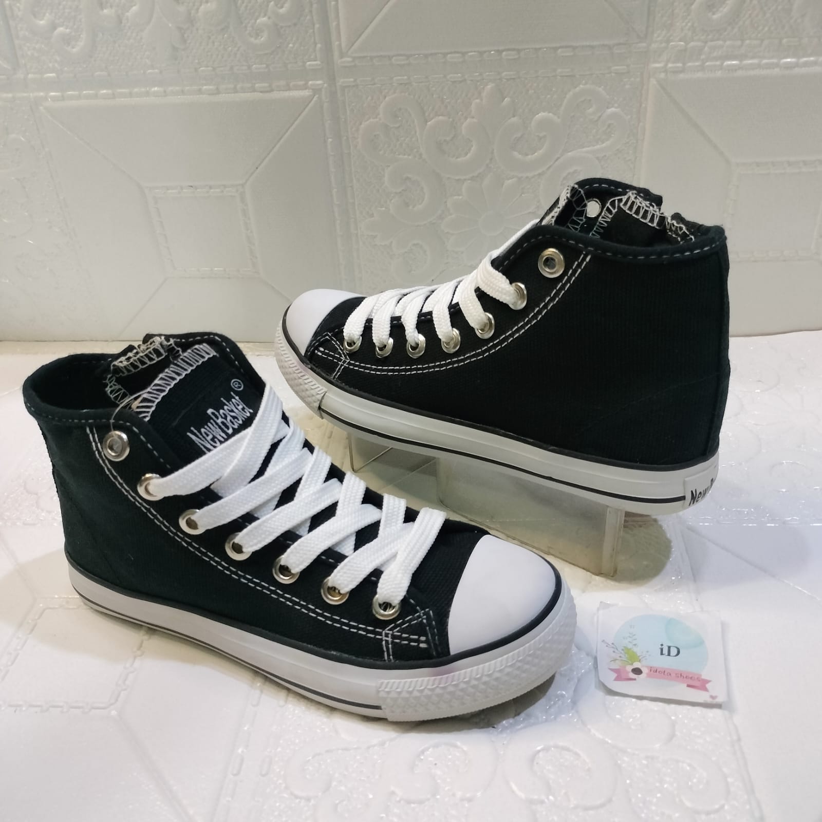 SEPATU SEKOLAH NEW BASKET HC 338 SDSMPSMA LAKI-LAKI PEREMPUAN