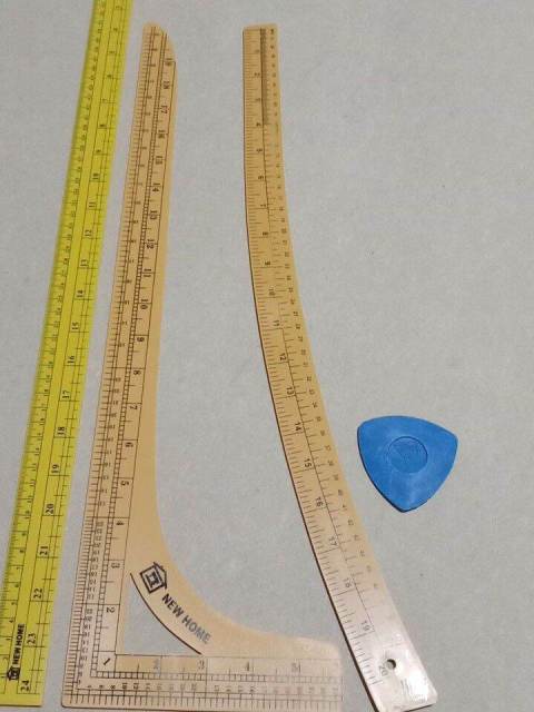 penggaris pola jahit 1 set isi 4 jenis - penggaris siku. lengkung. lurus. kapur warna acak satu ) - penggaris set kumplit - penggaris - pola jahit - jidar toko syifa toko syifa Image5