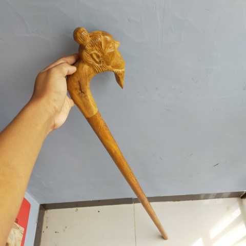 Tongkat jalan kesehatan kayu kelor emas ukir brasmana IN 166 Image2