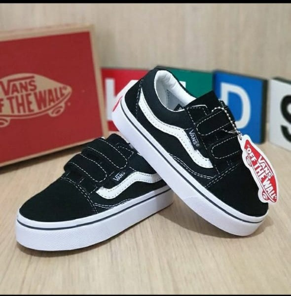 Sepatu Anak Vans46 21-35 old skool / sepatu sekolah hitam putih/sepatu anak hitam putih autentic clasik / sepatu kets anak