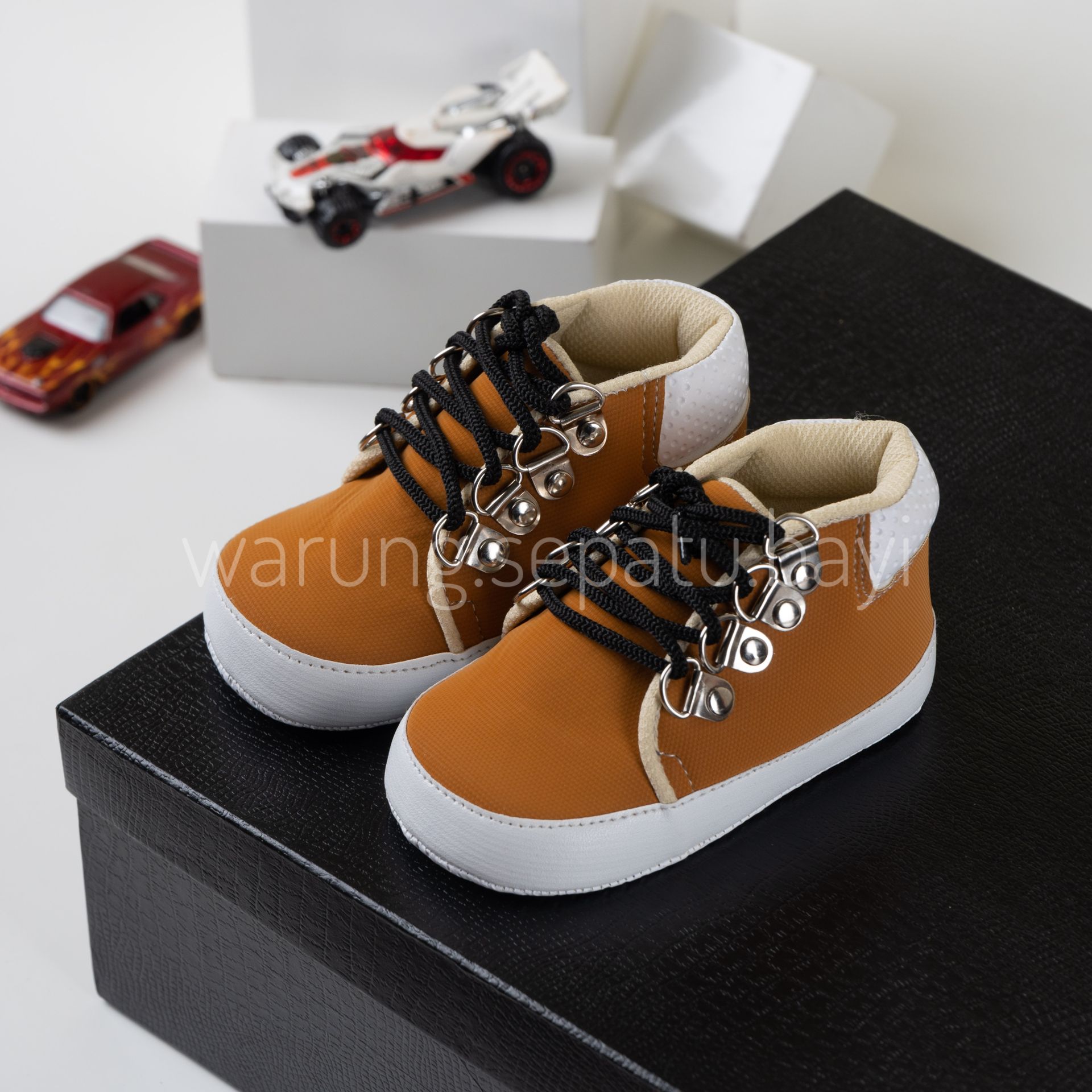 W.S.B - sepatu bayi / sepatu balita terbaru laki - laki model tali ring lucu murah