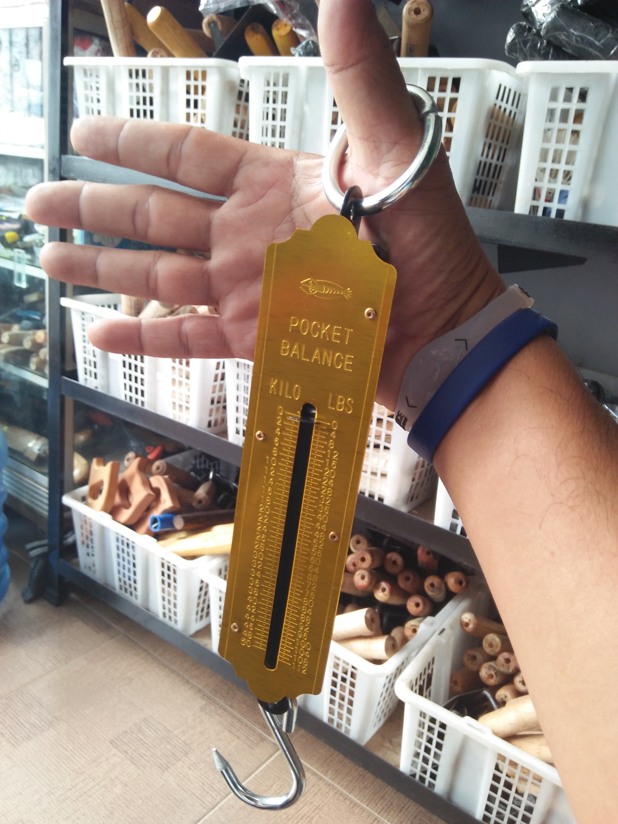 Timbangan Gantung BESI 50kg Timbangan Besot Koper Tas Manual 50 kg LOBSTER TIMBANGAN PEGAS (1pcs)