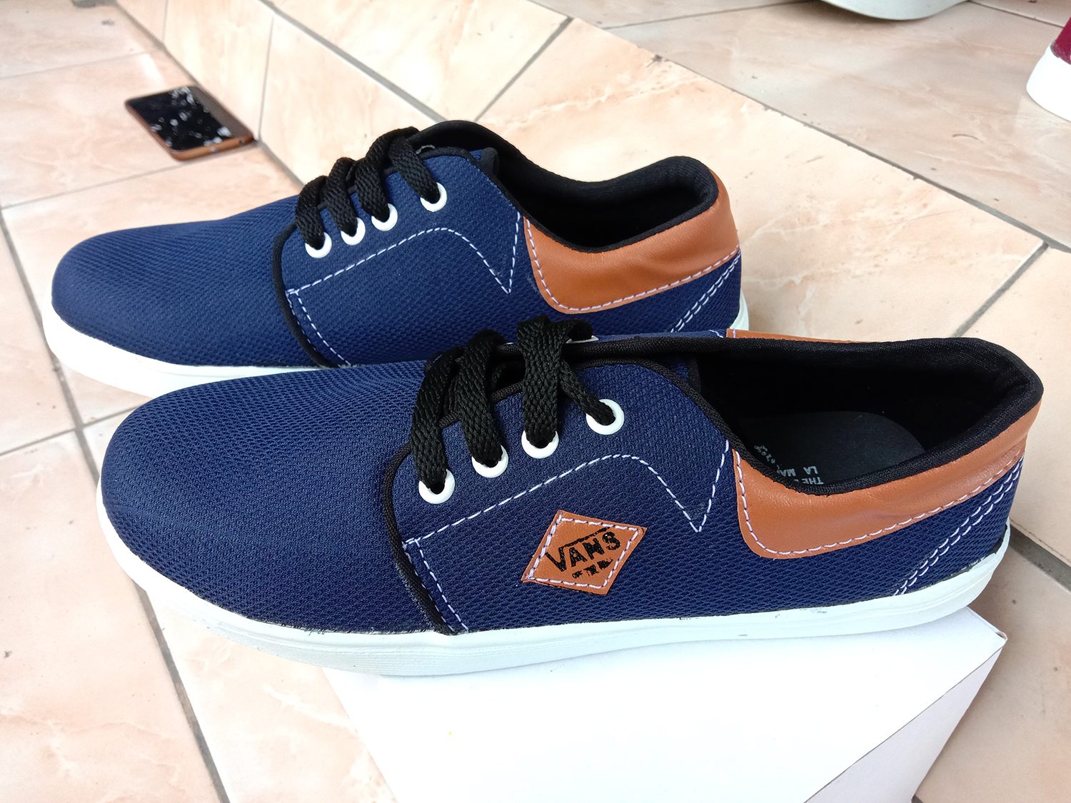 Sepatu Kasul Pria Sepatu Sneakers Pria Terlaris Model Klasik