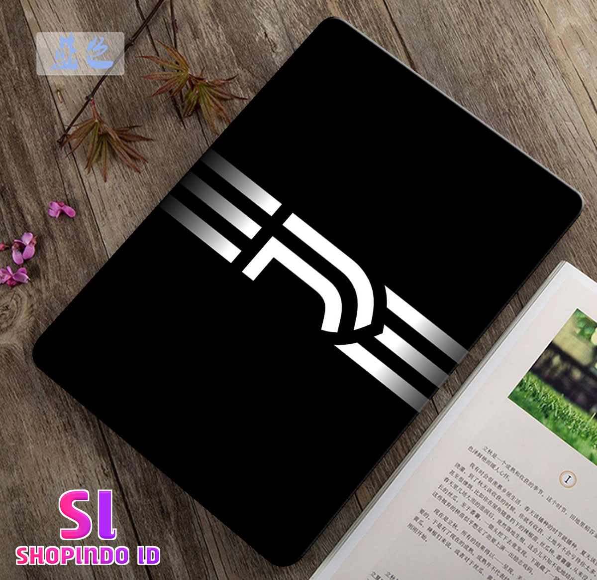Garskin Laptop/Stiker Laptop Skin Cover Laptop Club Putuh Hitam Italia Kreativa - Shopindo id