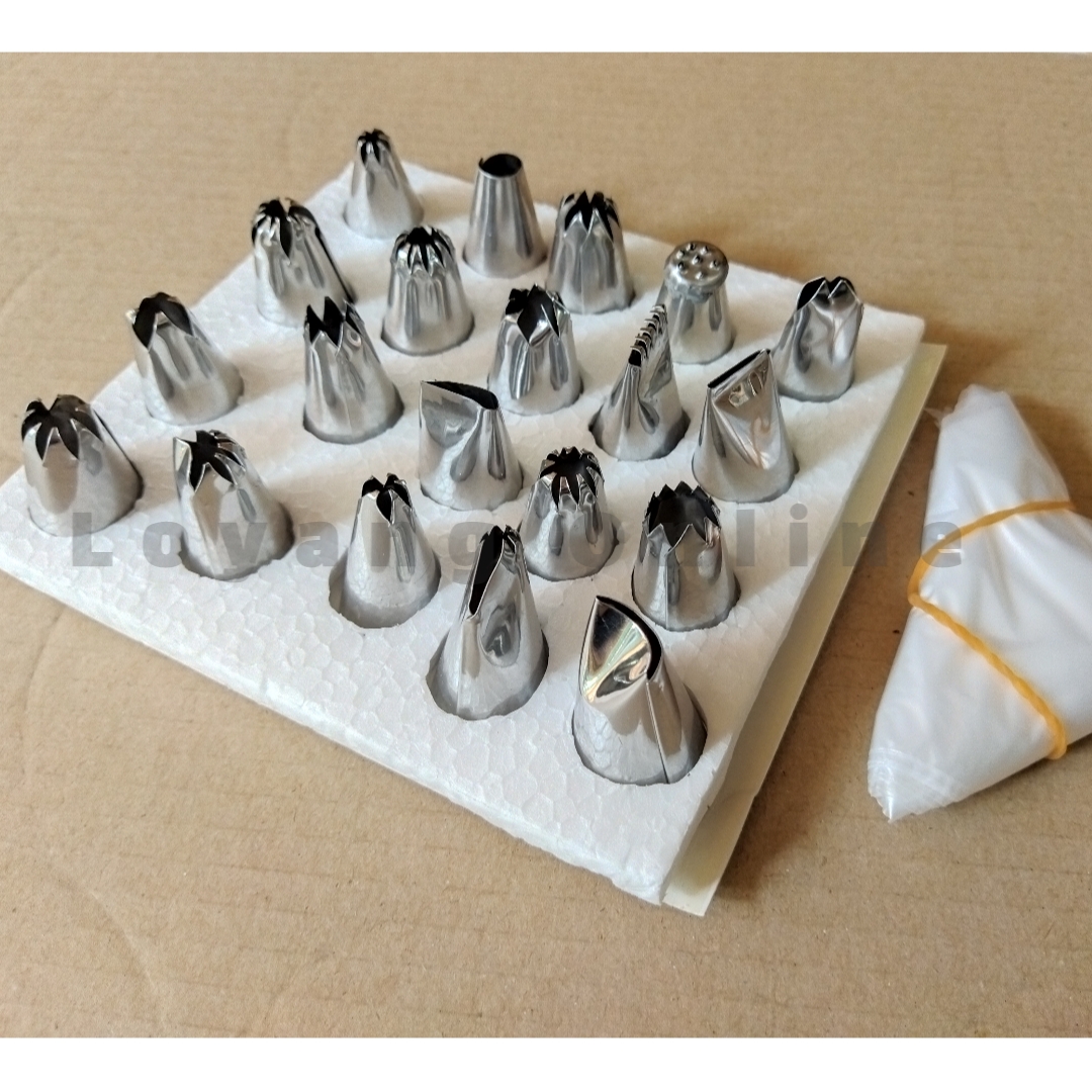 20 PCS SPUIT WILTON LOKAL BAHAN STAINLESS GRATIS 10 PCS PLASTIK SEGITIGA / SEMPRIT PENCETAK KUE KERING