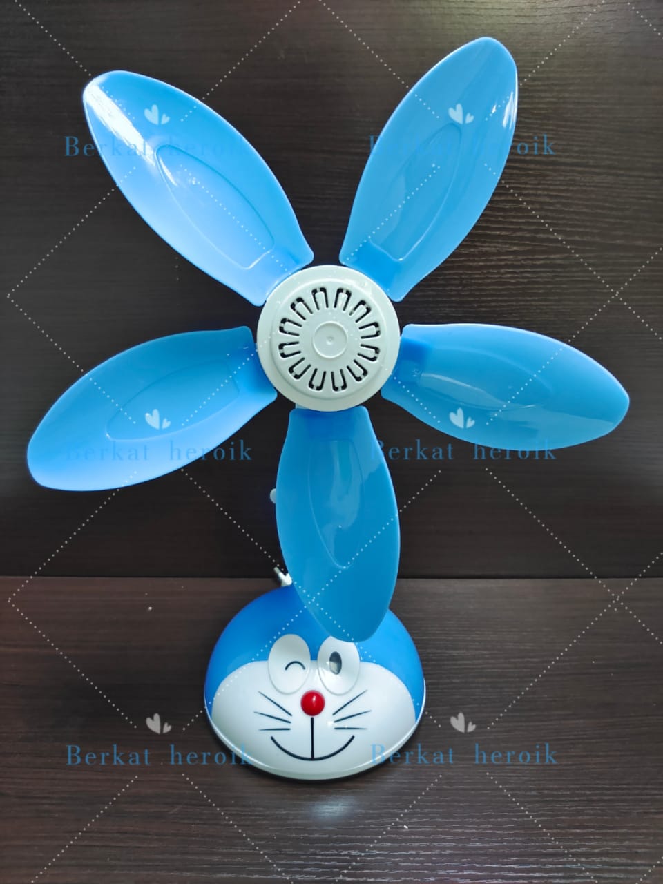 Minifan   Doraemon /KUMPANG  Kyzuku  kipas  angin  2   fungsi  (duduk&dinding)