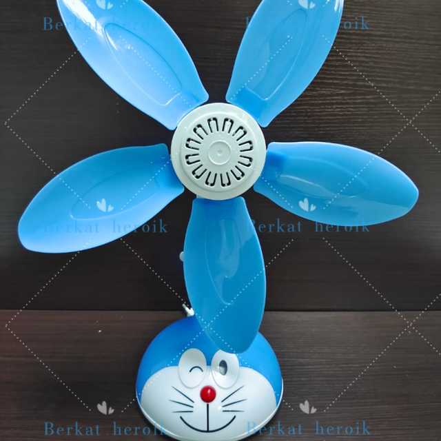 Minifan   Doraemon /KUMPANG  Kyzuku  kipas  angin  2   fungsi  (duduk&dinding)