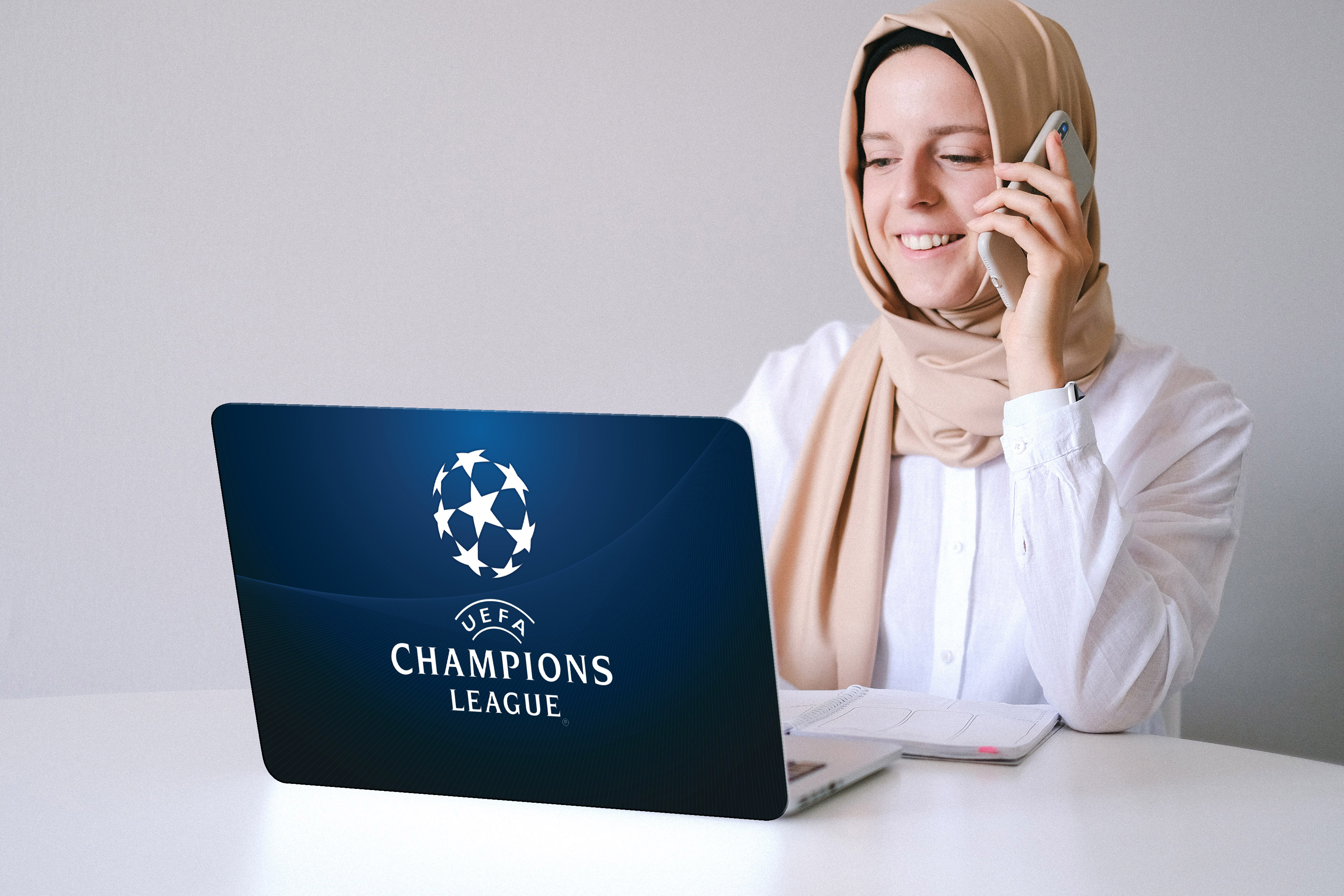 Garskin Laptop/Stiker Laptop Skin Cover Laptop Karakter UCL Kreativa - Shopindo id