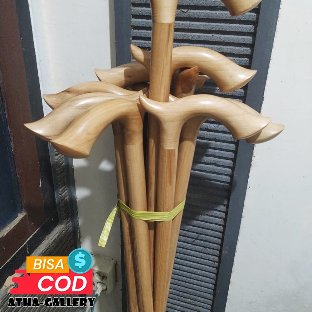 Tongkat Jalan Kayu Cendana Wangi Alat Bantu Jalan