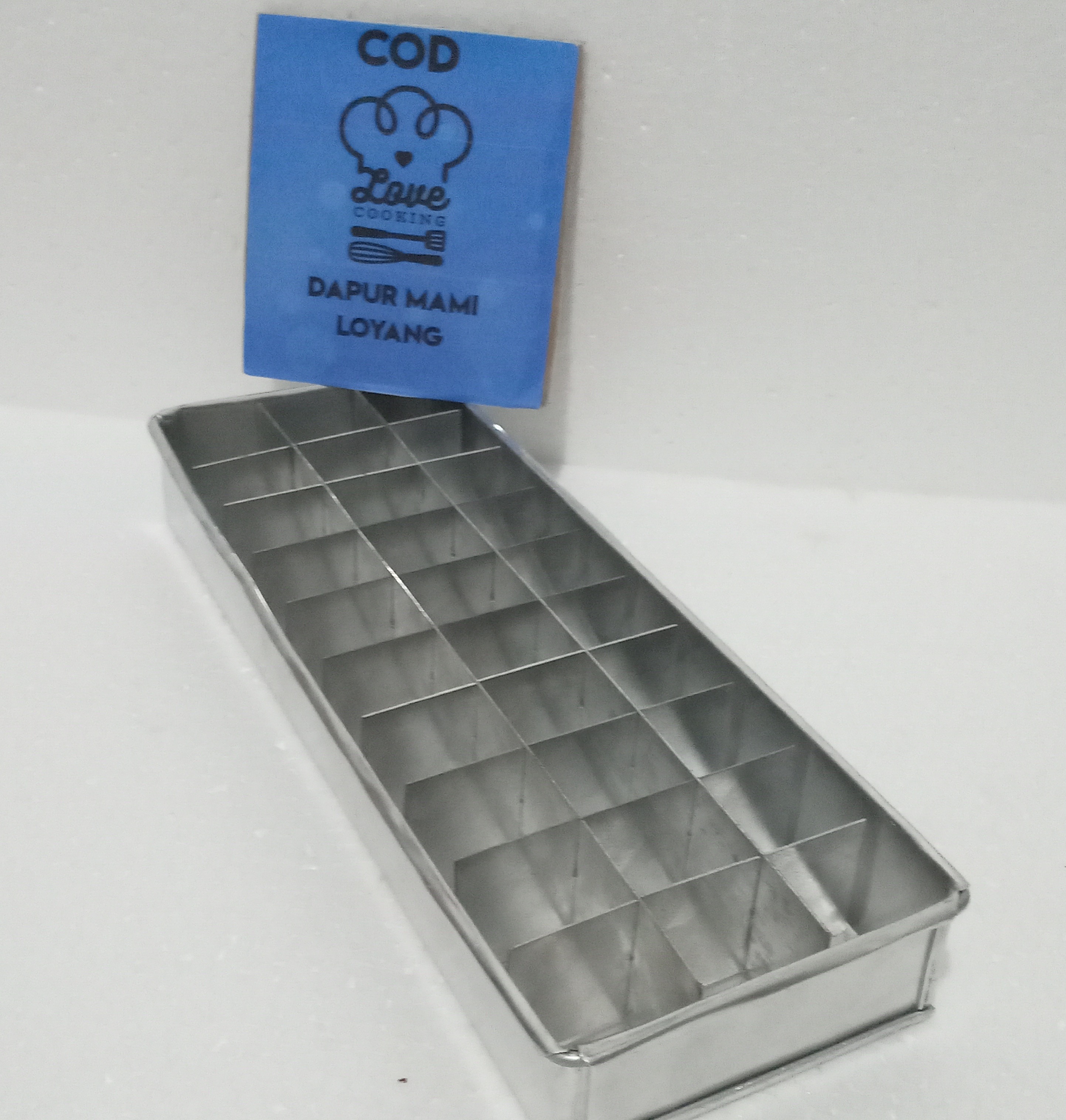 LOYANG SEKAT 30 X 10 CM/LOYANG KUE BROWNIES SEKAT/LOYANG KUE HARGA MURAH