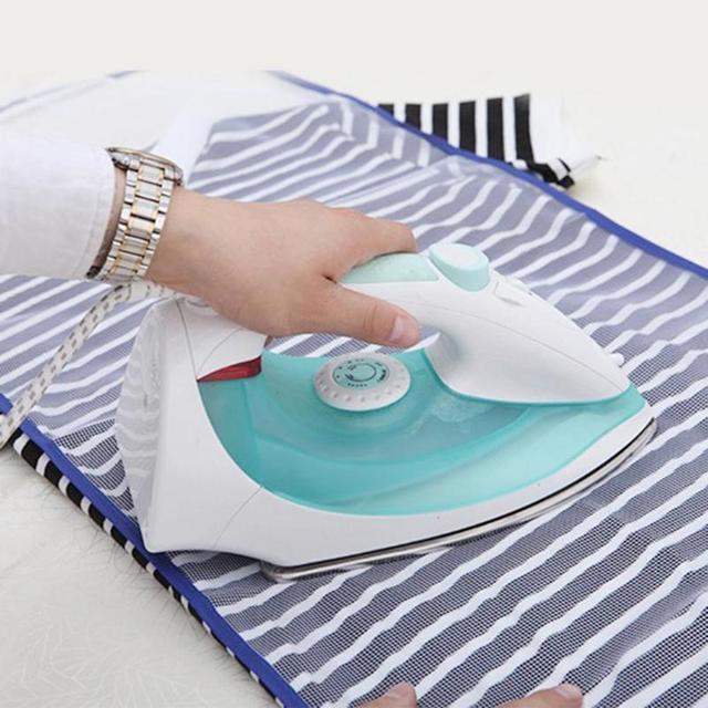 Pelindung pakaian saat menyetrika  Alas Pelapis Setrika Ironing Mat Protective Cloth Menyetrika Suhu Tinggi Anti Selip Anti Gosok Setrika Panas Isolasi Alas Rumah Tangga-Internasional