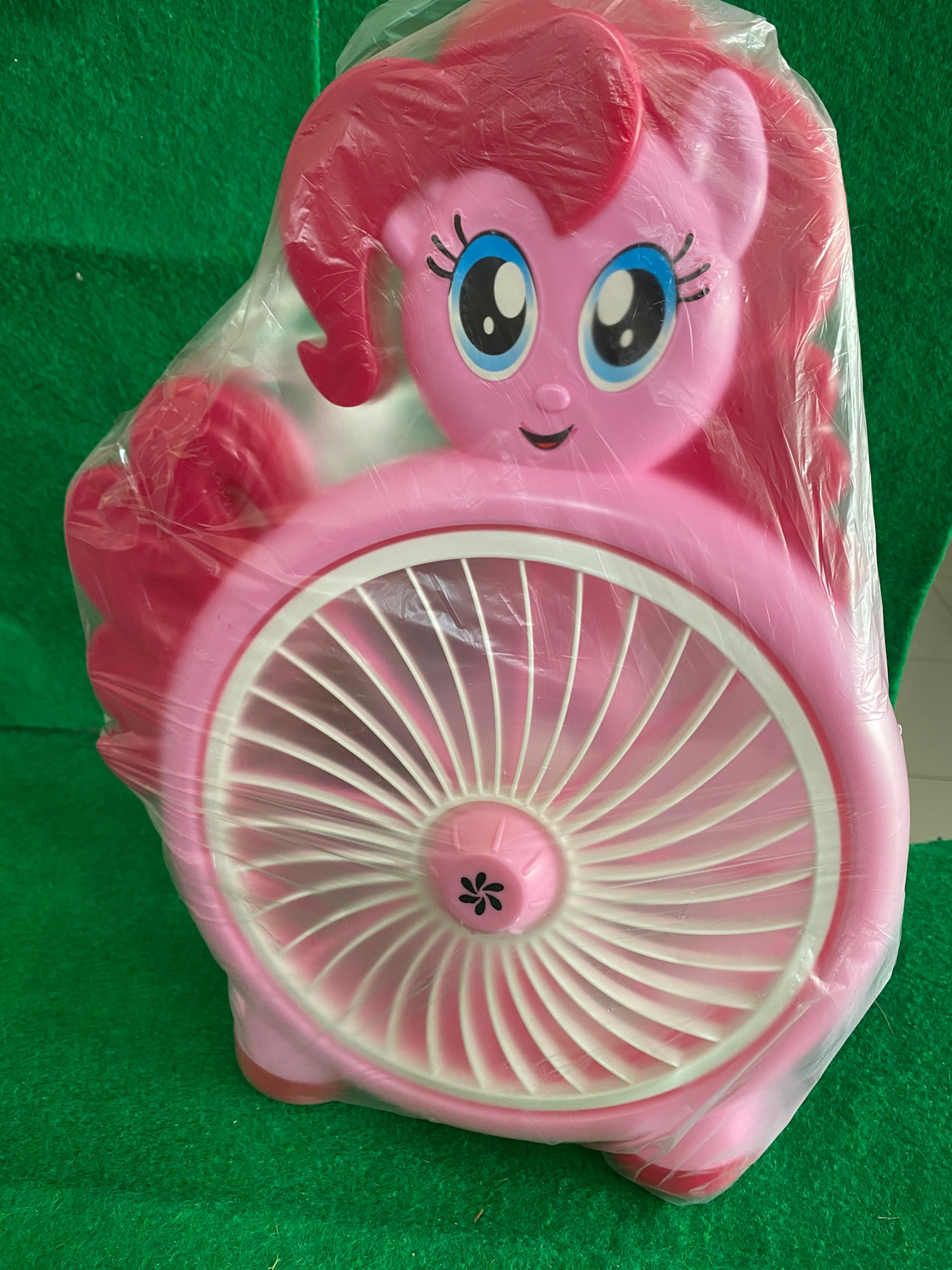 kipas angin kuda poni wh 106p merek wellhome 10 in