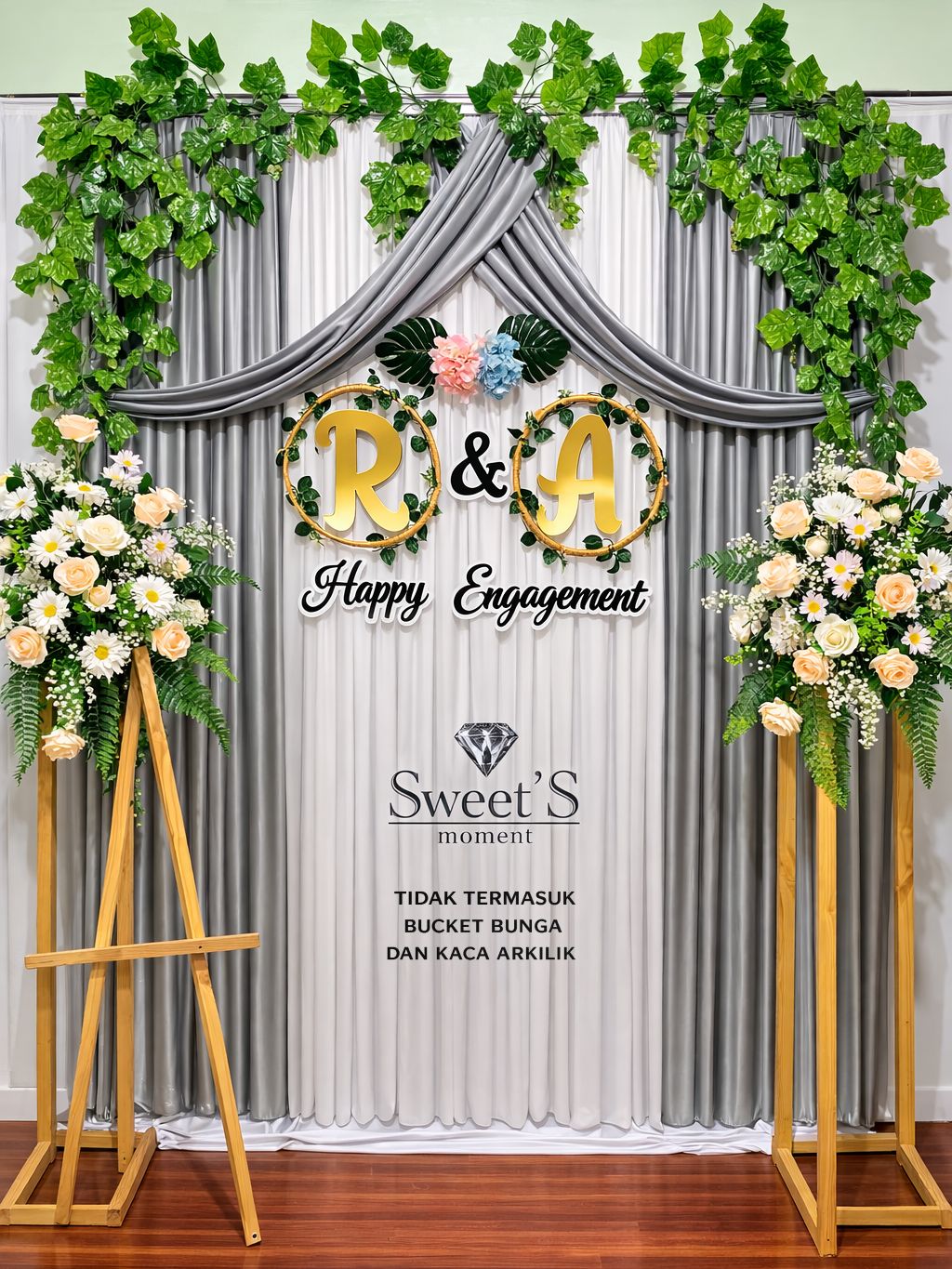 Backdrop Tunangan Lamaran Engagement 3x2.2m | Background Dekorasi Tunangan Premium