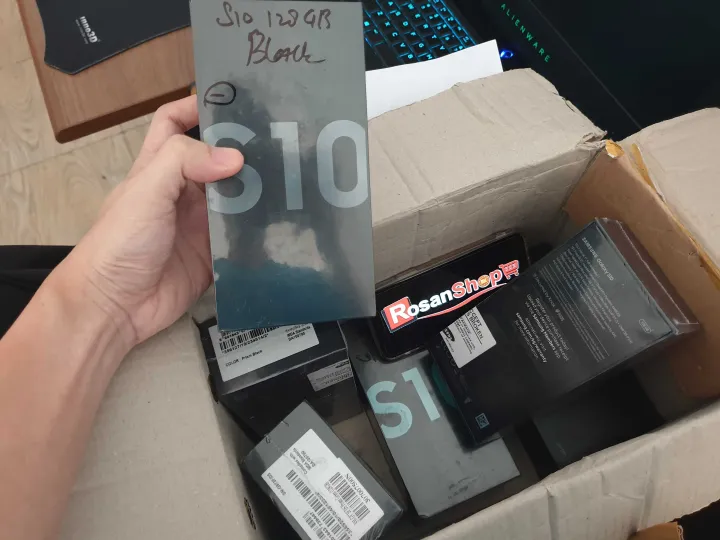 SAMSUNG GALAXY S10 - 128GB & 512GB - BNIB - Original Samsung