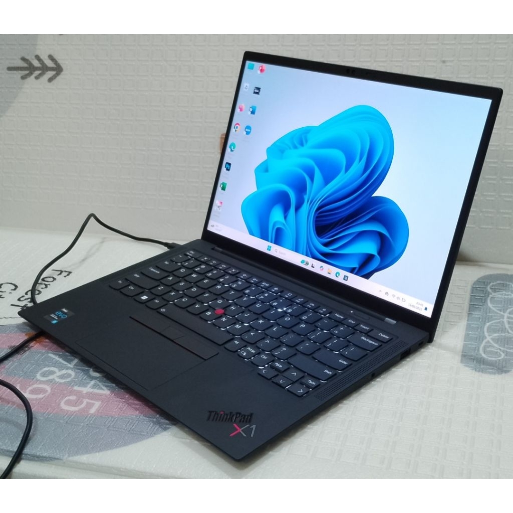 Jual LENOVO THINKPAD X1 CARBON GEN 9 / 9TH Intel i7 GEN 11 RAM 16GB SSD 513GB RESOLUSI 4K TOUCHSCREEN-ORIGINAL | Shopee Indonesia
