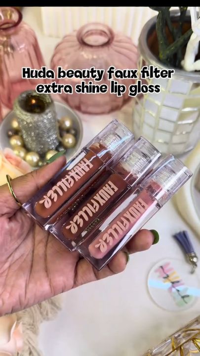 HUDA BEAUTY FAUX FILLER EXTRA SHINE LIP GLOSS 3.9ML | Lazada Indonesia