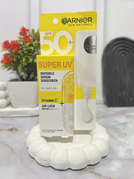 Garnier Super UV Invisible Serum Sunscreen Vitamin C Air Lock SPF 50+ PA++++ 30ml