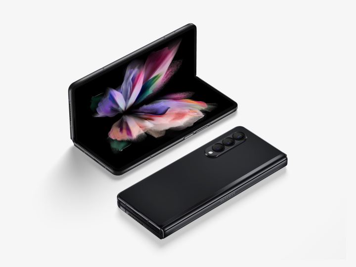 PROMO guys !!! Samsung Galaxy Z FOLD 3 - 5G - RAM 12GB / ROM 256GB GARANSI RESMI BEKAS ORIGINAL