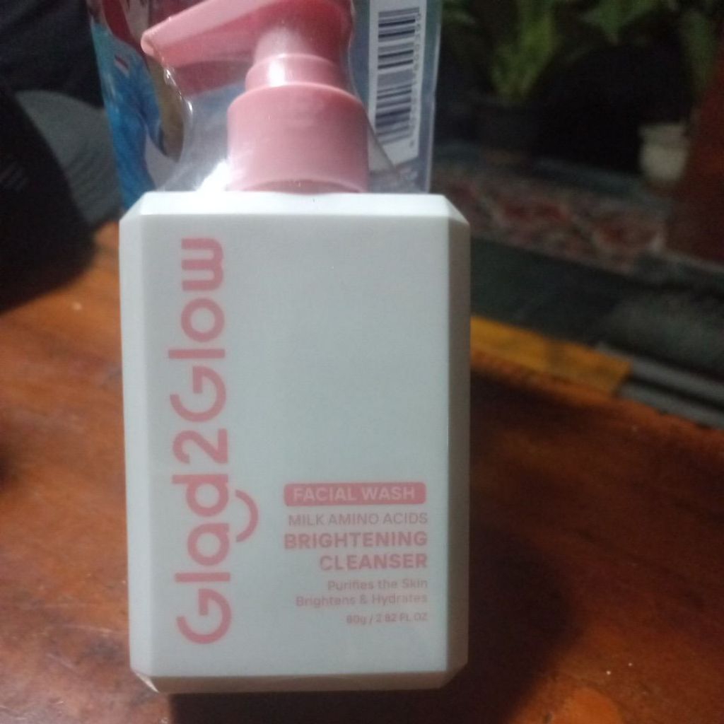Glad2Glow Facial Wash Milk Amino Acids Brightening Cleanser 80gr/2.82Floz