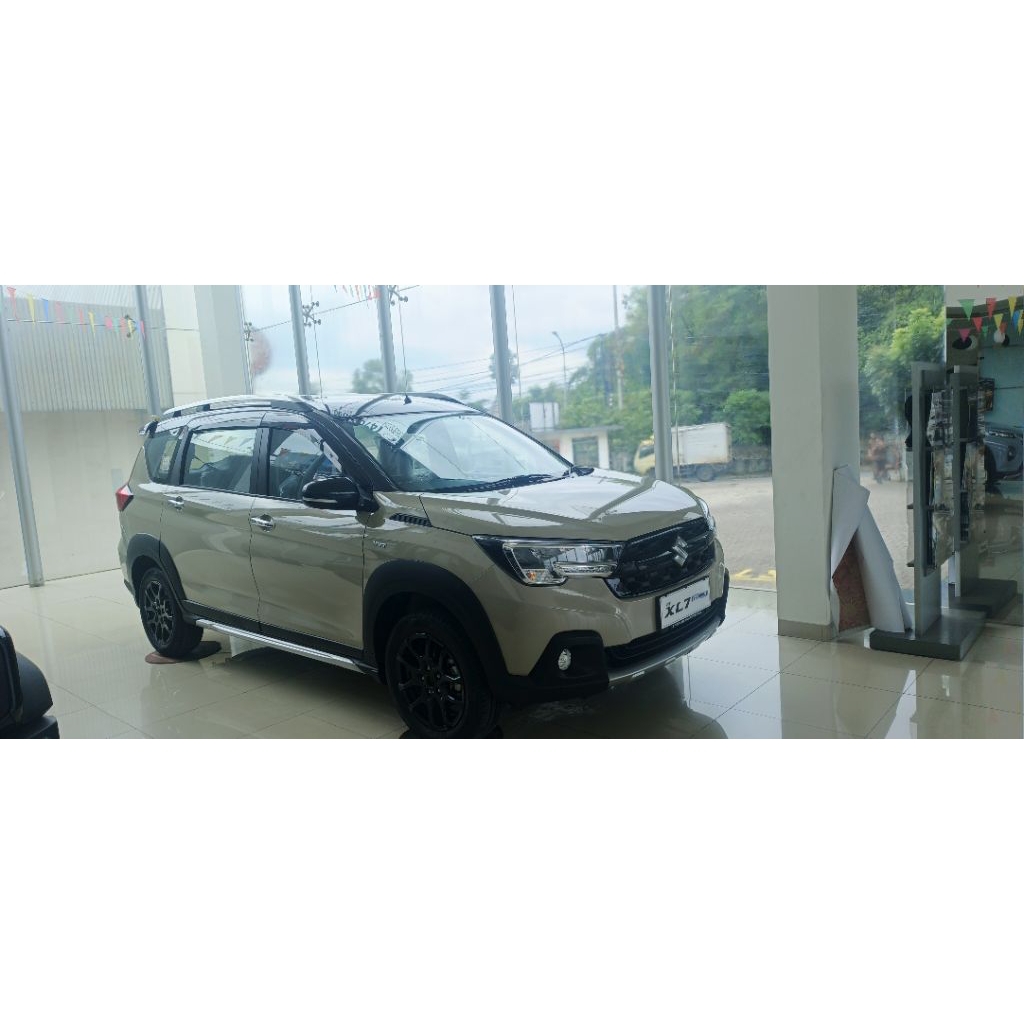 Jual SUZUKI XL7 ALPHA AT TT 2025 IVORY | Shopee Indonesia