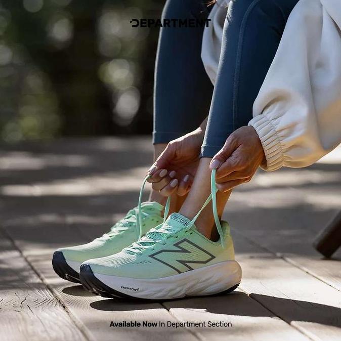Sepatu Lari Wanita NEW BALANCE FRESH FOAM X 1080V14 W1080F14