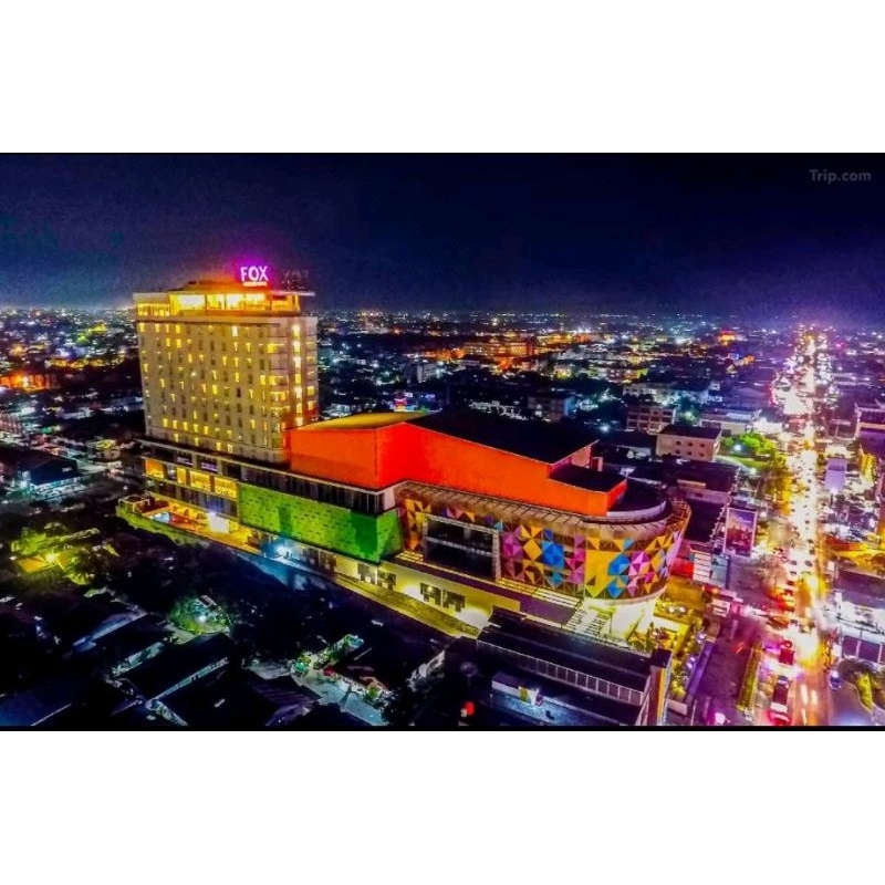 Jual Voucher - HOTEL FOX PEKANBARU | RIAU | INDONESIA | Pesan Kamar Penginapan Mewah | Acara Sekolah Universitas Kantor Keluarga Liburan Bisnis Wisata Staycation Kolam Renang Nikah Wedding Anniversary Birthday Wisuda Graduasi Tunangan Reunion Arisan Study