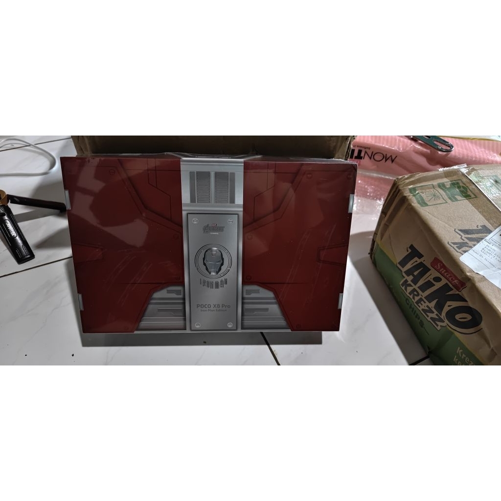 POCO X8 Pro Iron Man Edition 12/512GB