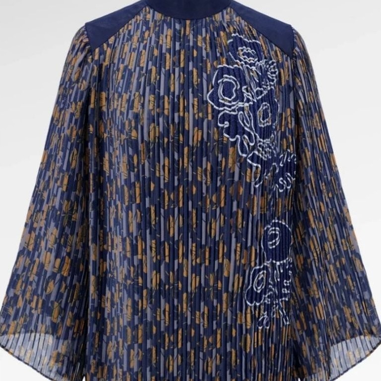 Benang Jarum HBJ Pleated Blouse Rintik Sendu