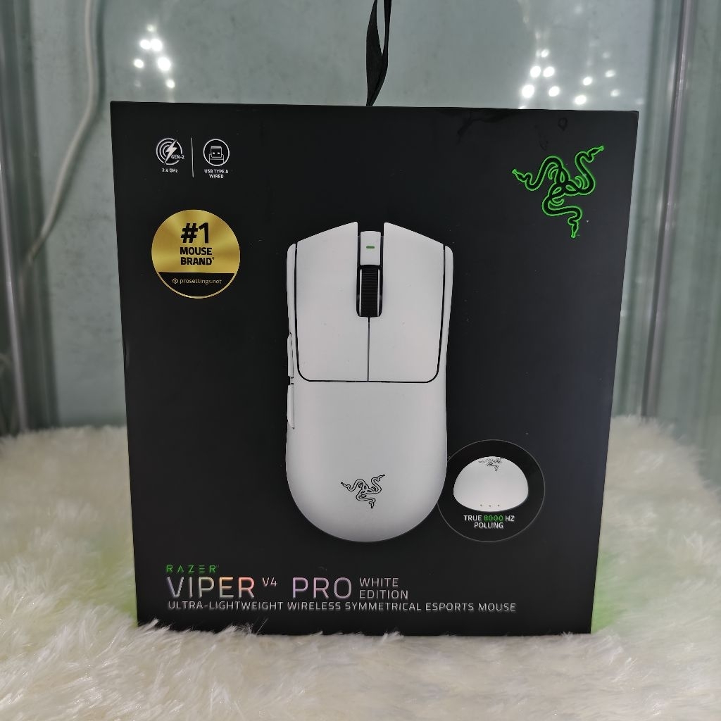 Jual Razer Viper V4 Pro Wireless Gaming Mouse - White ver | Ready Stock | Shopee Indonesia