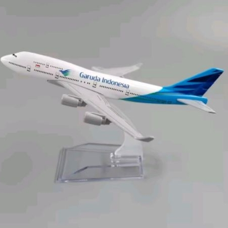 Jual 16 cm Boeing 747 Garuda Indonesia model diecast panjang tidak ada roda bahan full besi ada dudukan | Shopee Indonesia