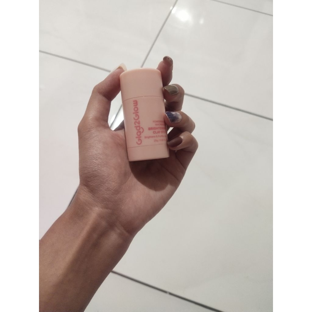 GLAD2GLOW POMEGRANATE NIACINAMIDE BRIGHTENING CLAY STICK