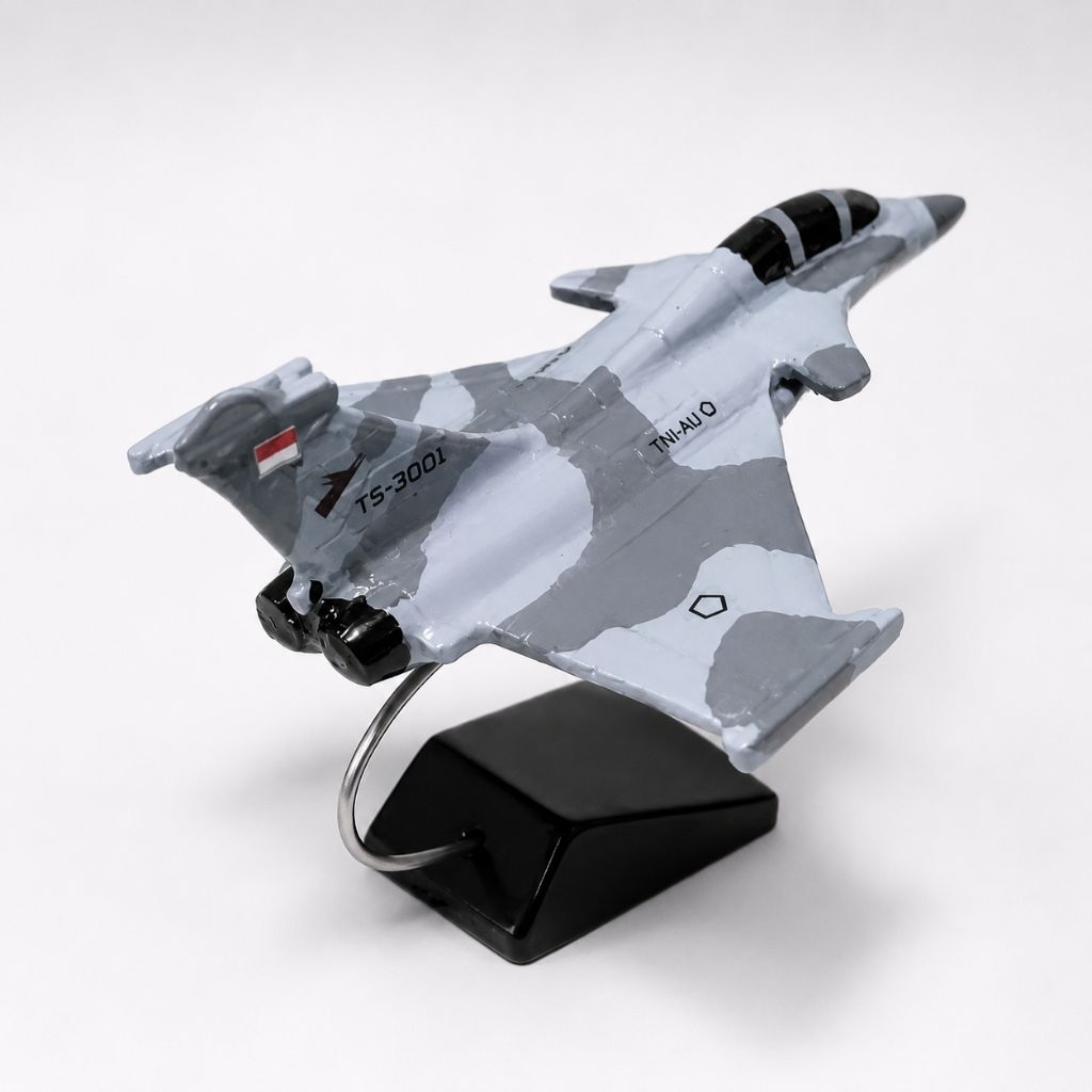 Jual Miniatur pesawat Rafale TNI Angkatan Udara | Shopee Indonesia