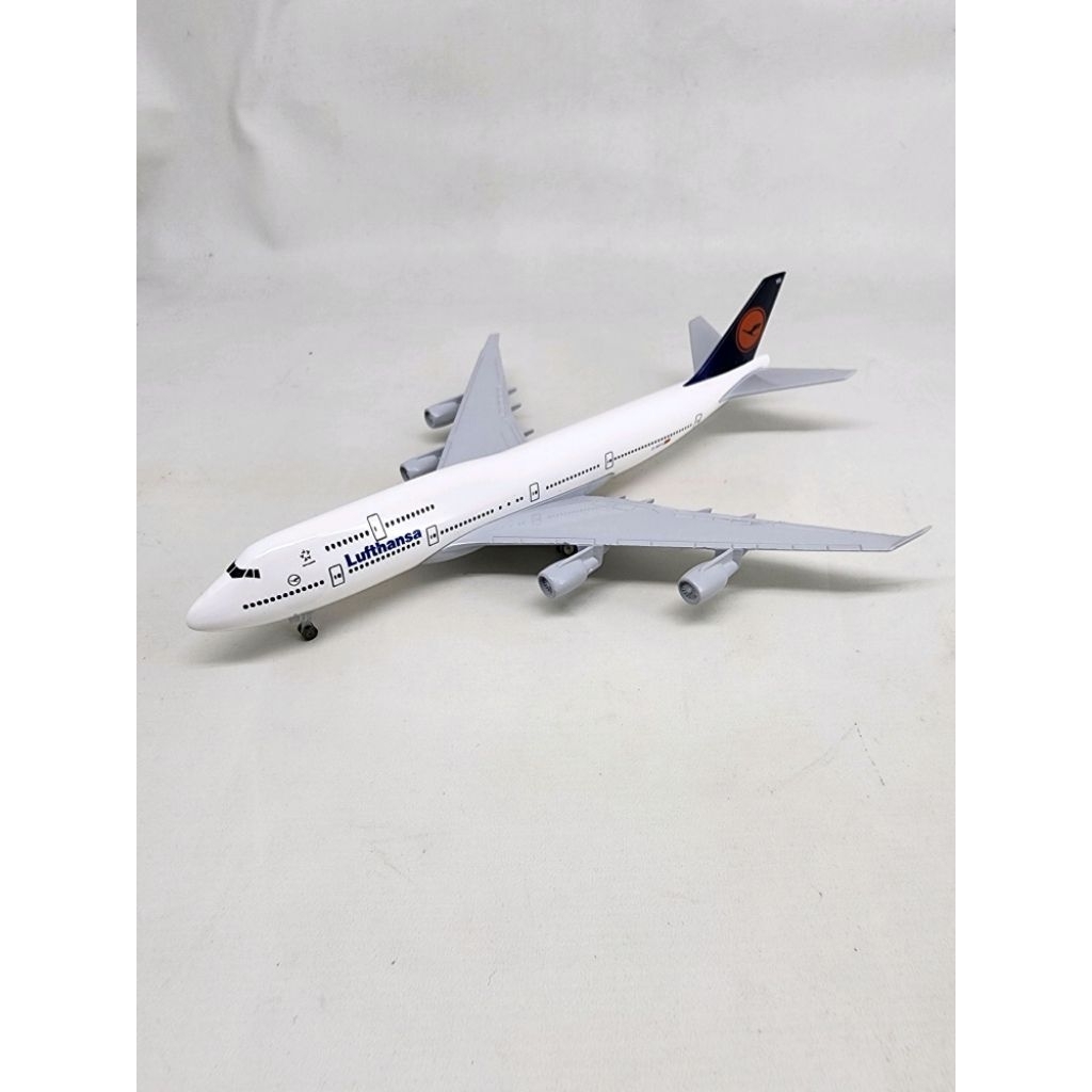 Jual Diecast Pesawat AirBus A350 Lufthansa 99% Metal Aircraft Model Mainan Kado Anak | Shopee Indonesia