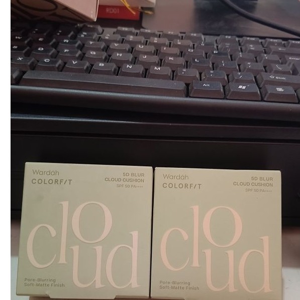 Wardah Colorfit 5D Blur Cloud Cushion _