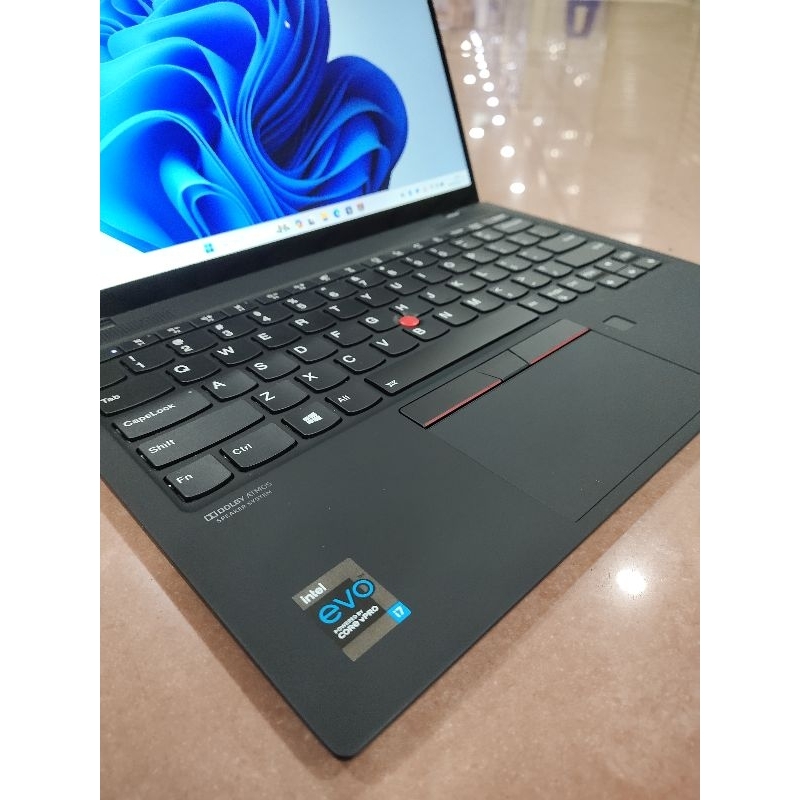 Jual LAPTOP LENOVO THINKPAD X1 NANO | CORE I7 GEN 11 | RAM 16GB | SSD 256GB | MULUS MURAH BERGARANSI | Shopee Indonesia
