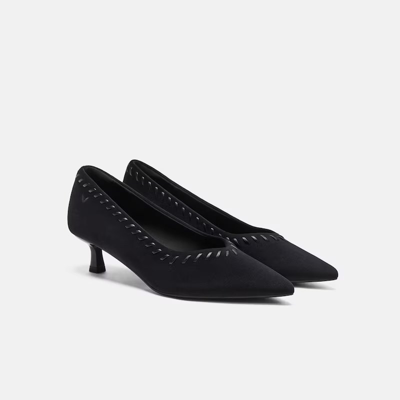 Jual VIVAIA Sepatu Wanita Velvet Whipstitched Kitten Heels (Scarlett) - Black | Shopee Indonesia