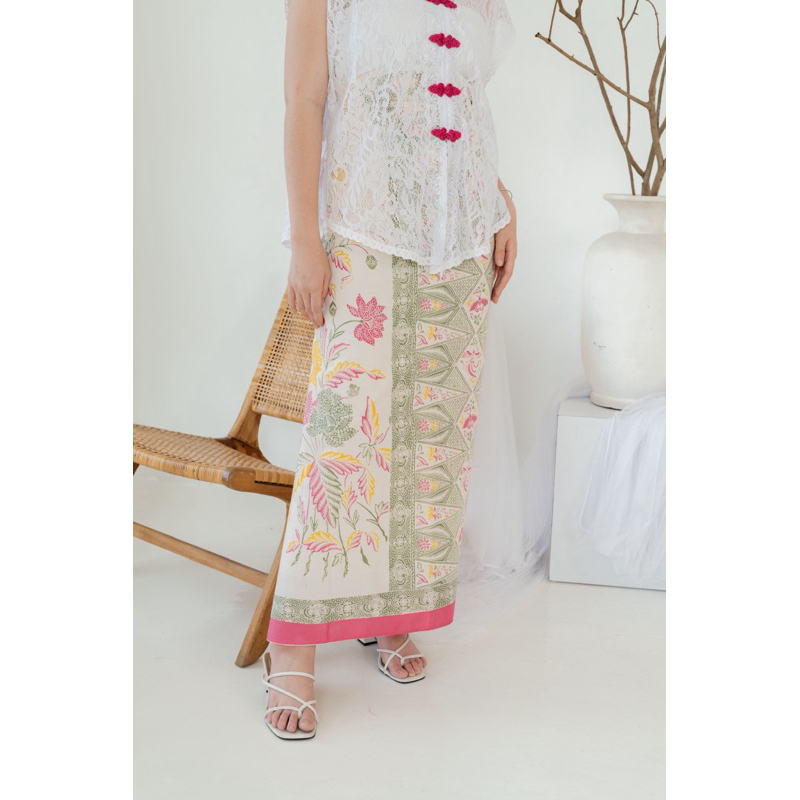 Betari skirt / rok lilit batik
