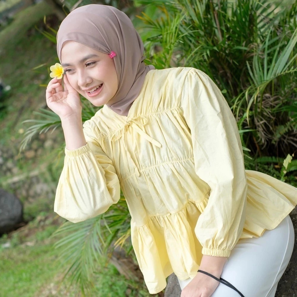 Jual Blouse Mireya Kerut Dada Lengan Panjang Bahan Rayon twill Atasan Wanita Terbaru | Shopee Indonesia