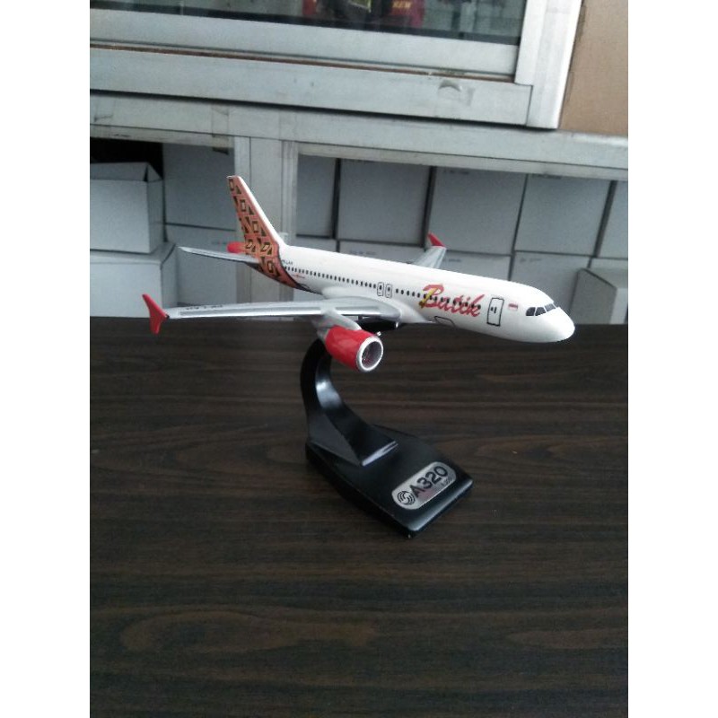 Jual airbus a320 batik | Shopee Indonesia