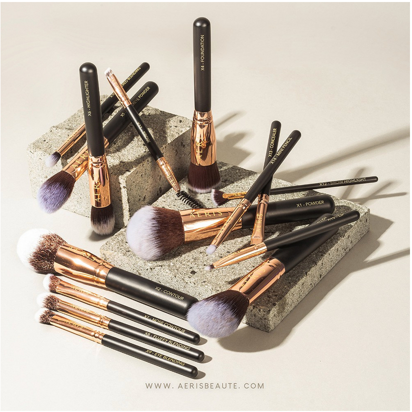 NEW !!! AERIS BEAUTE The Onyx 2.0 (15 pcs Face & Eye Brush Set)